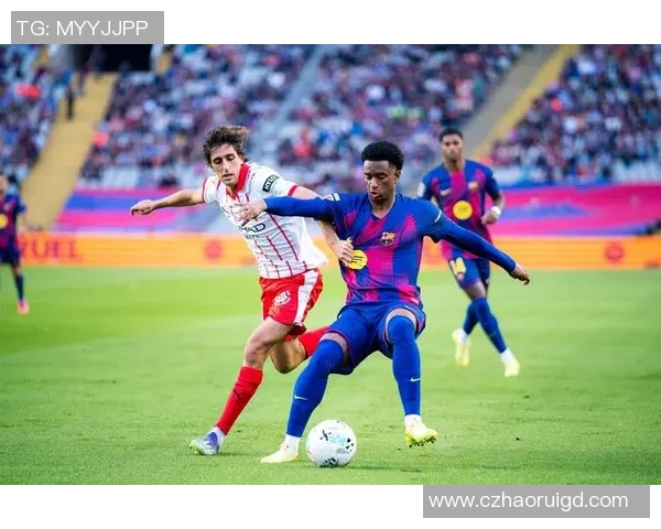 西甲焦点战多特蒙德与巴萨战平神奇扑救成比赛转折点分析